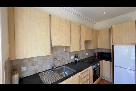 4 Bed Maisonette, Westbourne Place, BS8 - Photo 4