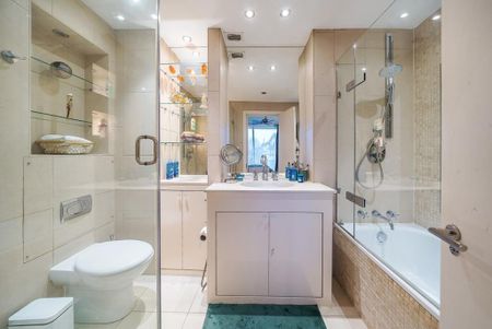 5 bedroom flat to rent - Photo 3
