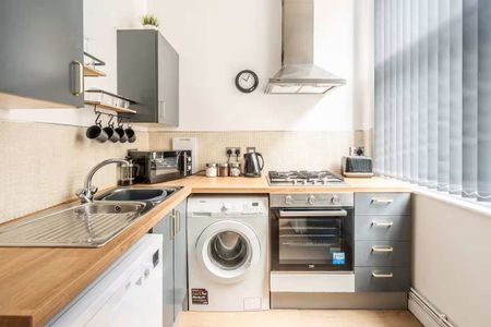 2 Bed Flat, Harrington Chamber, L2 - Photo 3