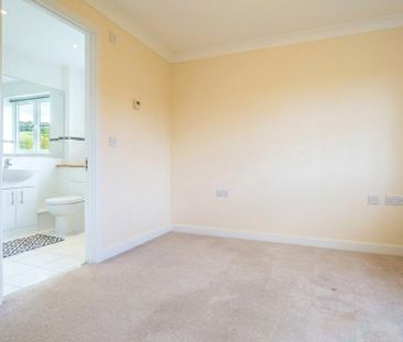 3 bedroom link detached house to rent - Photo 5