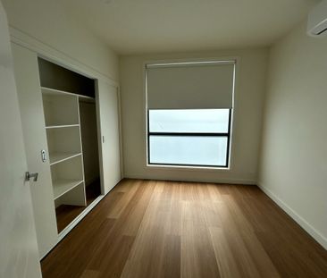 19 Tribute Road, Craigieburn VIC, Belconnen - Photo 3