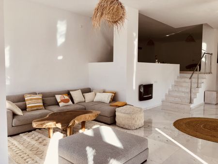 Apartamento planta baja en alquiler en Istan - Photo 3