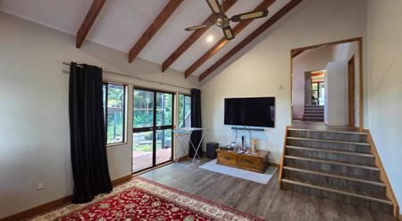 Spacious 4 bedroom family home! - Photo 5