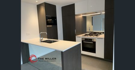 Waterfall Apartments in heart of Waterloo! - Photo 2