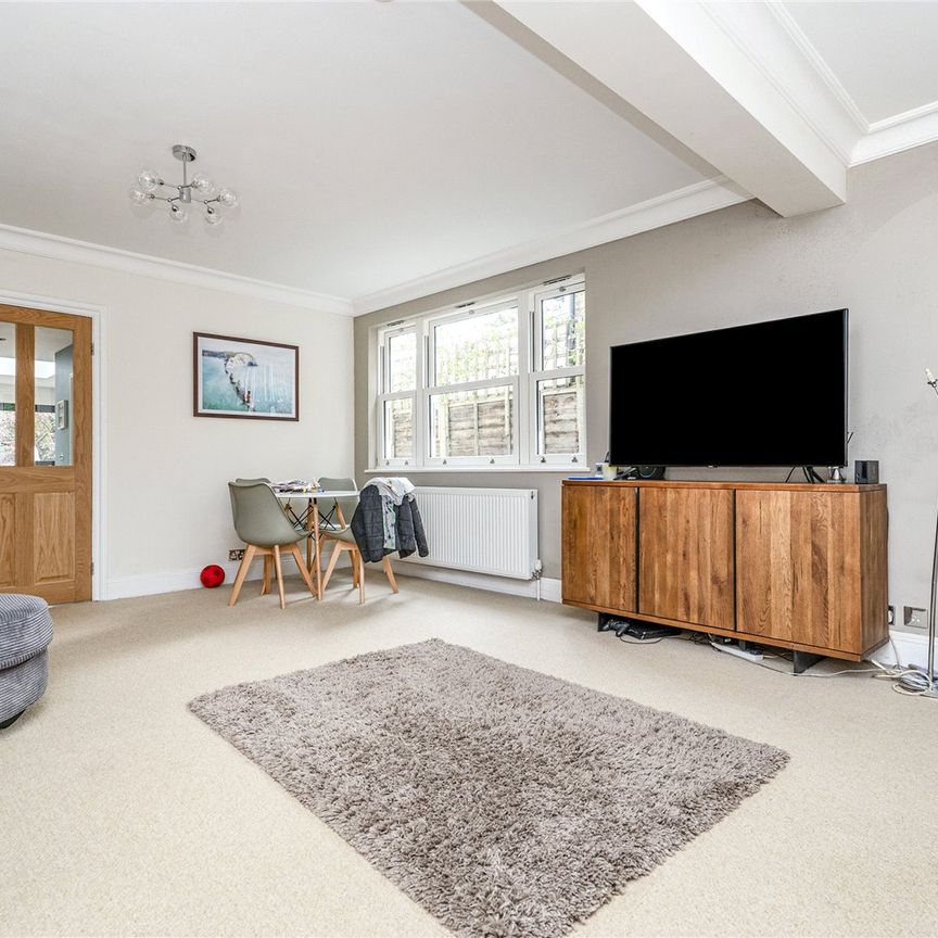 Maybury Hill, Woking, Surrey, GU22 8AB - Photo 1