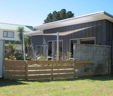 PURIRI PLACE - SUNNY AND SPACIOUS - Photo 4