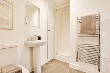 2 bedroom semi-detached house to rent - Photo 2