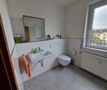 Großzügige 2-Zimmer-Wohnung mit umlaufenden Balkon, Terrasse und mo... - Photo 5