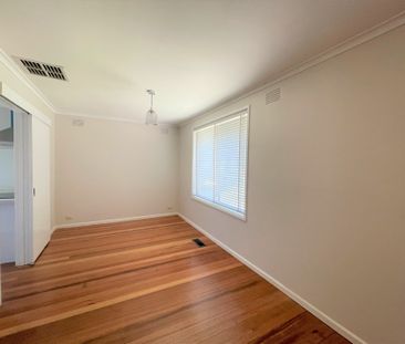 61 Anora Crescent, Mulgrave - Photo 2