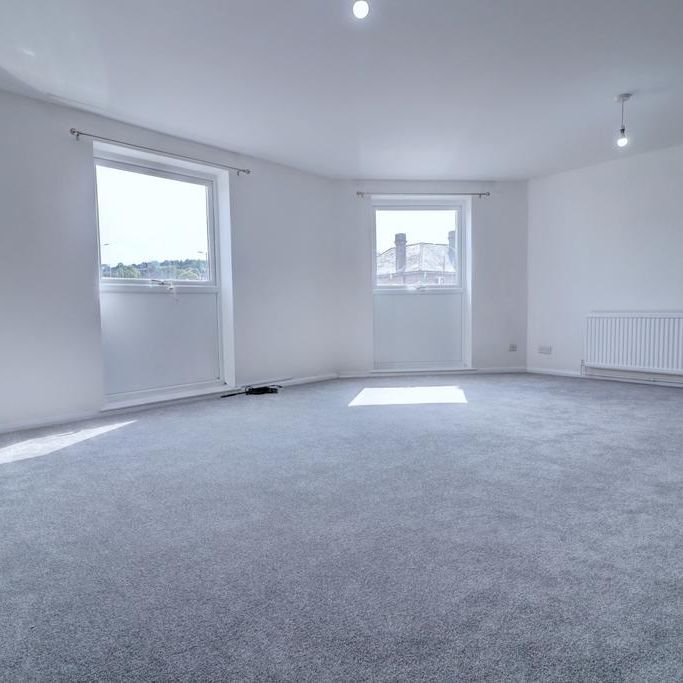 4 bedroom apartment to rent - Photo 1