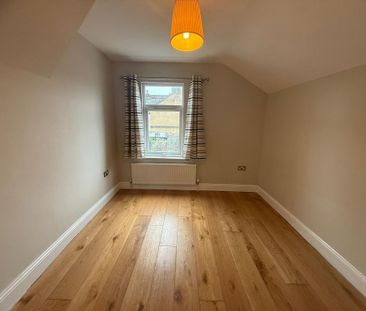 4 bedroom terraced house to rent - Photo 4