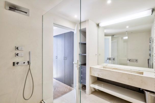 Appartement • Cambronne-Garibaldi - Photo 1