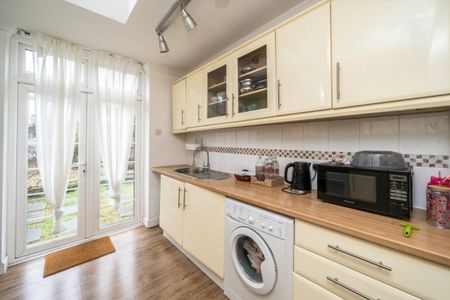 Woodfield Road, W5, London - Photo 4