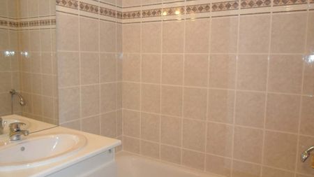 APPARTEMENT BREST /T2 AVEC PARKING PRIVATIF+BALCON - Photo 3