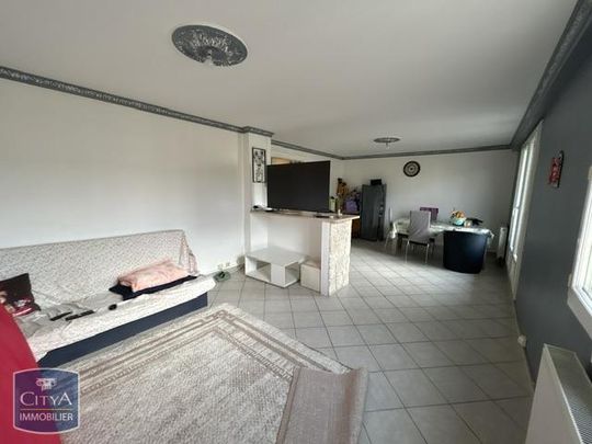Location Appartement 3 pièces 68m² GUILHERAND GRANGES 07500 - Photo 1