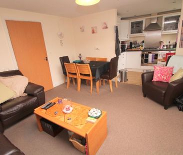 2 bedroom flat to rent - Photo 5