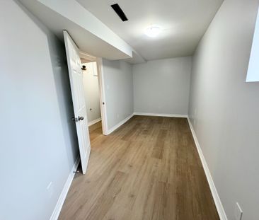 For Lease - 4244 York Drive, Niagara Falls, Ontario - Photo 3