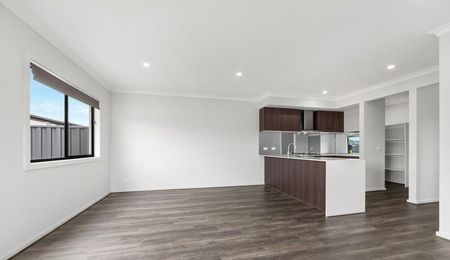 Ready To Move In! - Photo 2