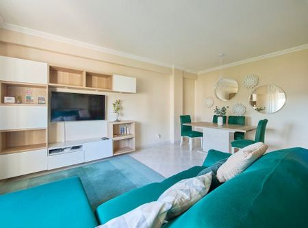 Rua Palmira Bastos, Odivelas, Lisbon 2675-628 - Photo 5