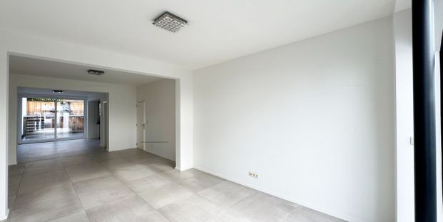 Woning te huur in Tongeren voor € 1.350 met 6 slaapkamers - Photo 1