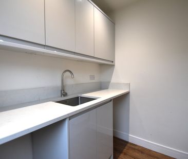 4 bedroom semi-detached house to rent - Photo 1