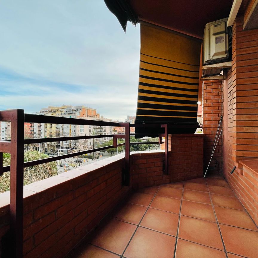 Piso de alquiler en El Parc i la Llacuna del Poblenou - Photo 1