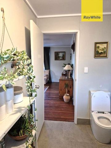 Modern Spacious Family Home in a Convenient Location! - Photo 5