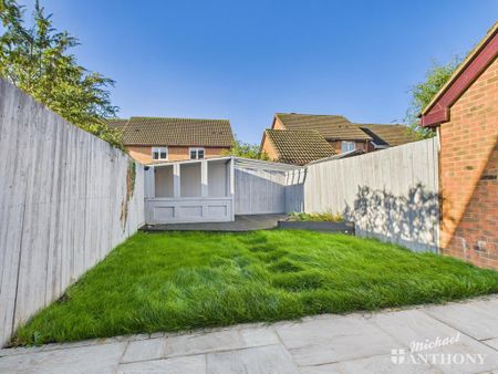 2 bedroom end of terrace house to rent - Photo 4