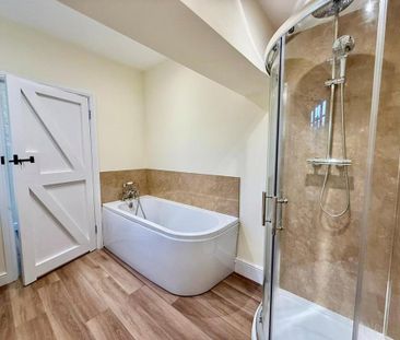 3 bedroom detached house to rent - Photo 3