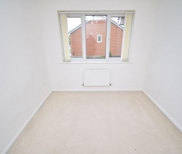 Holly Mede, Ossett - Photo 6