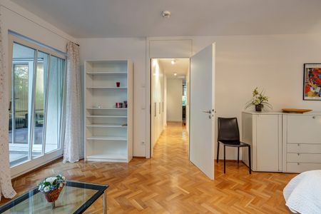 Near Prinzregentenplatz: modern design - Photo 3