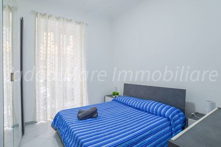 Trilocale via Bartolomeo Guidobono 32, Centro Storico, Savona - Foto 5