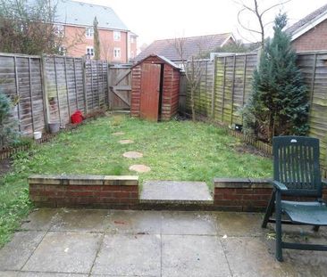 1 bed house / flat share to rent in Hatcher Crescent - Photo 1