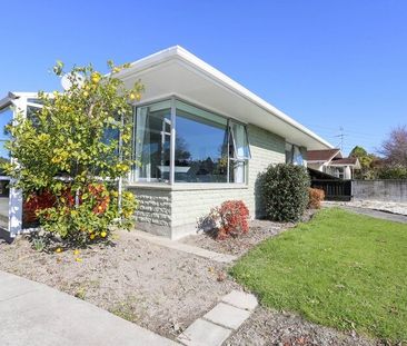 2 BEDROOM HOME IN BURNSIDE SCHOOL ZONE - Photo 5