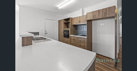 Comfort & Low-Maintenance Living in East Cannington - Photo 5