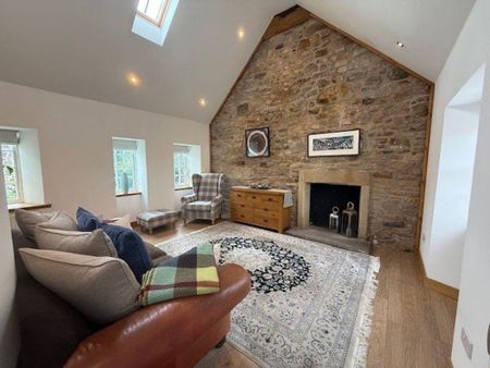 2 bedroom semi-detached house to rent - Photo 4