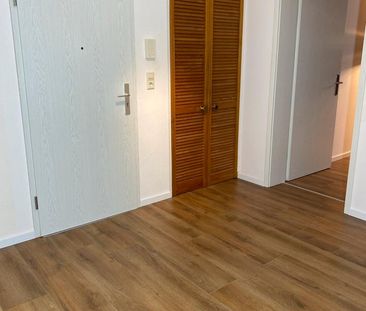 Schöne 2-Zimmer-Wohnung mit großem Balkon in Gütersloh - Photo 2