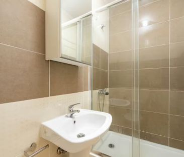 Alameda das Linhas de Torres, Lisbon, Lisbon 1750-140 - Photo 5