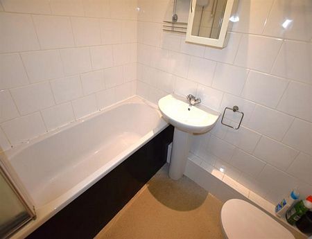 1 Bedroom Apartment Valuation - Photo 2