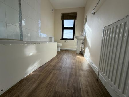 2 bedroom cottage to rent - Photo 3