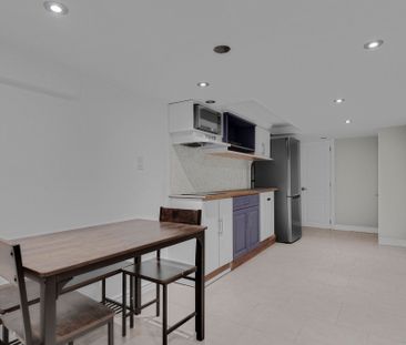 For Lease - 246 Prescott Avenue Unit# Lower, Toronto, Ontario - Photo 4