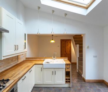 2 bedroom cottage to rent - Photo 3