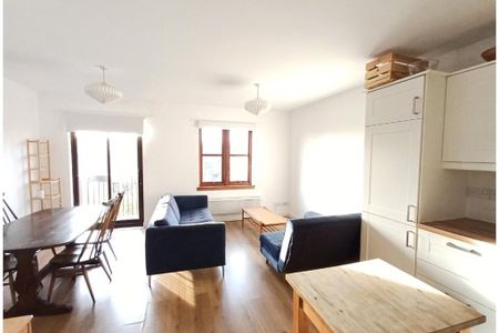 2 bed flat for rent in Goldenacre - Photo 3