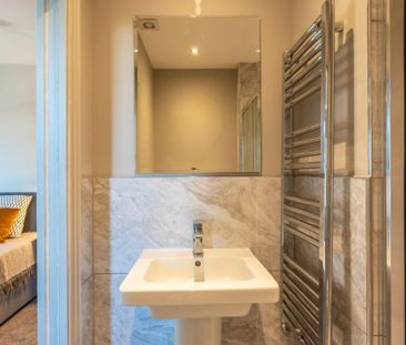 1 bedroom flat to rent - Photo 6