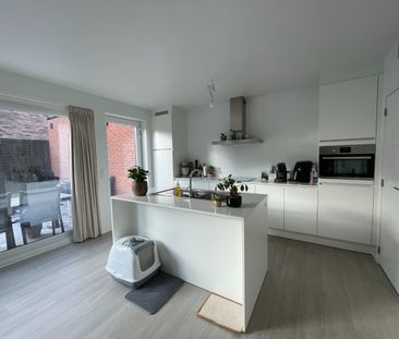 Recente, halfopen nieuwbouwwoning te huur teOostnieuwkerke - Foto 2