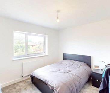 3 bedroom semi-detached house to rent - Photo 6