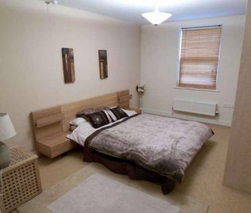 2 bedroom flat to rent - Photo 6