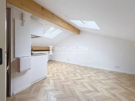 Location Appartement 1 pièce 11m² VALLAURIS 06220 - Photo 2