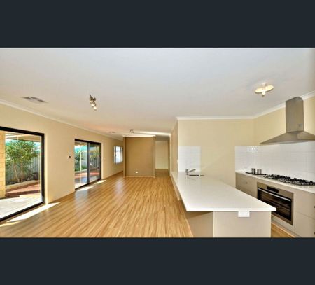 24 Barron Turn, South Yunderup, WA 6208 - Photo 2