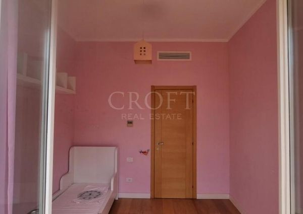 Parioli-Piazza delle Muse: Restored 3 bedroom, 3 Bath, spacious living, kitchen, balcony, near park, master bed & 2 single bedrooms. Ref 1045